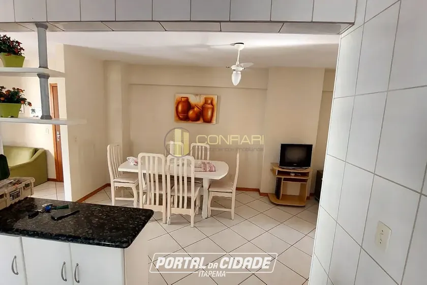 Apartamento para alugar - 163m&sup2; - meia praia
