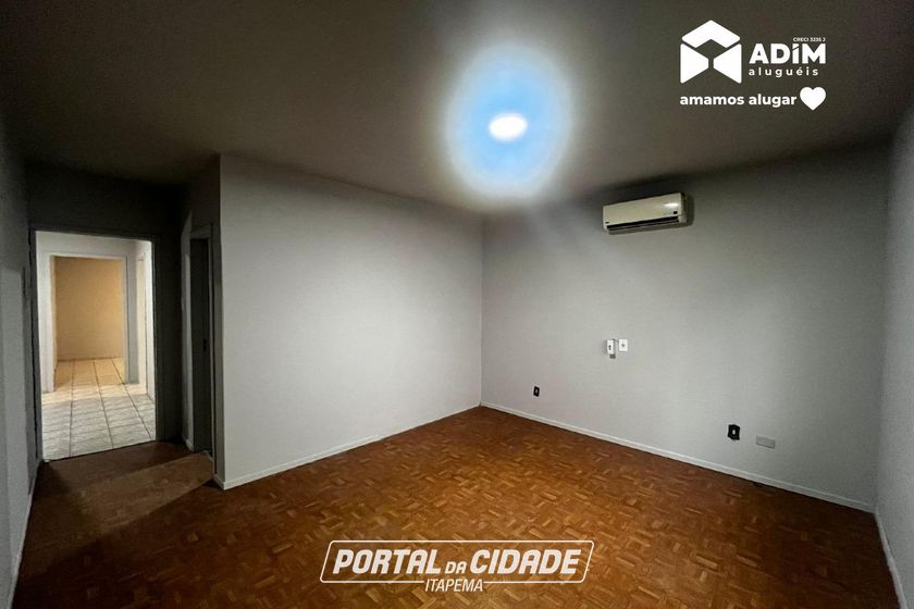 Casa para alugar - 211m&sup2; - Centro