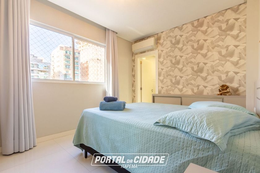 Apartamento &agrave; venda - 121m&sup2; - Meia Praia