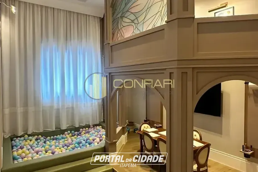 Apartamento &agrave; venda - 185m&sup2; - meia praia