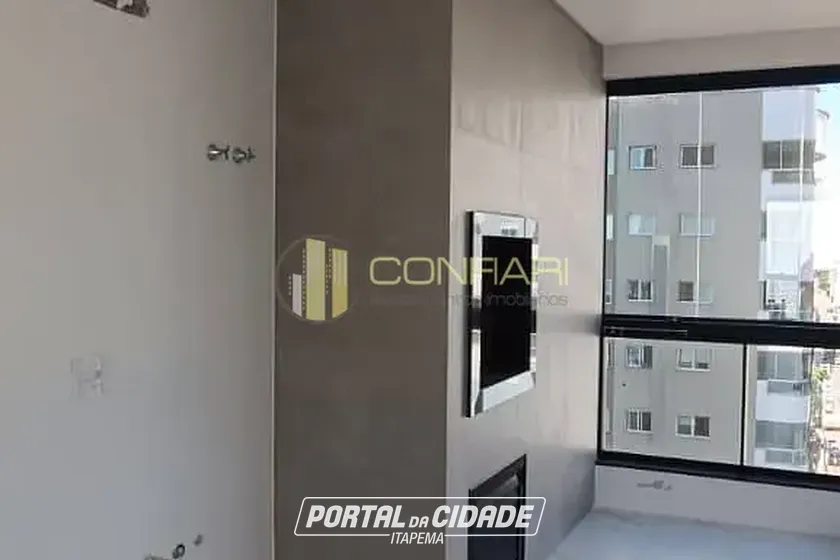 Apartamento &agrave; venda - 129m&sup2; - Meia Praia