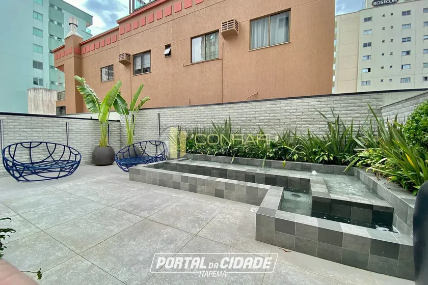 Apartamento &agrave; venda - 202m&sup2; - Meia Praia