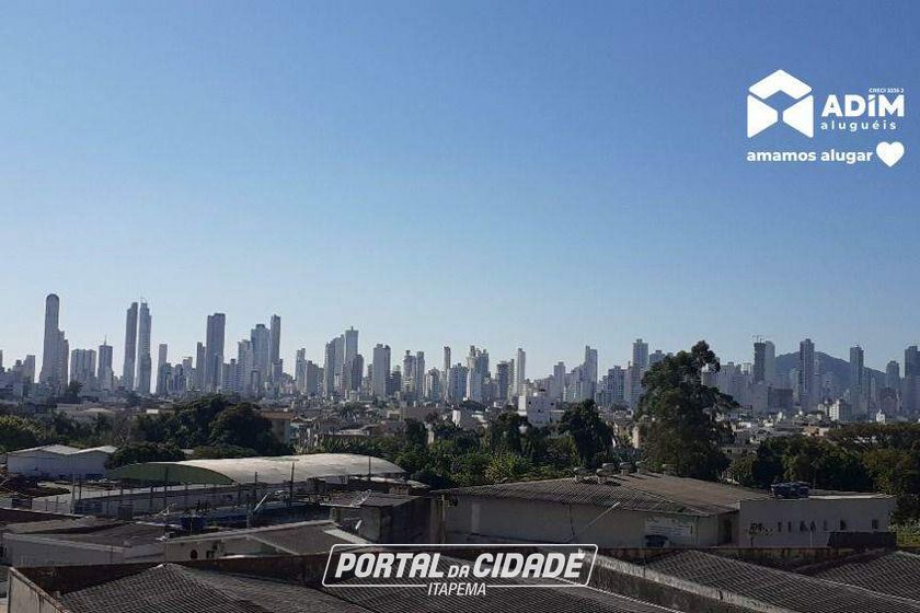 Apartamento para alugar - 79m&sup2; - Tabuleiro