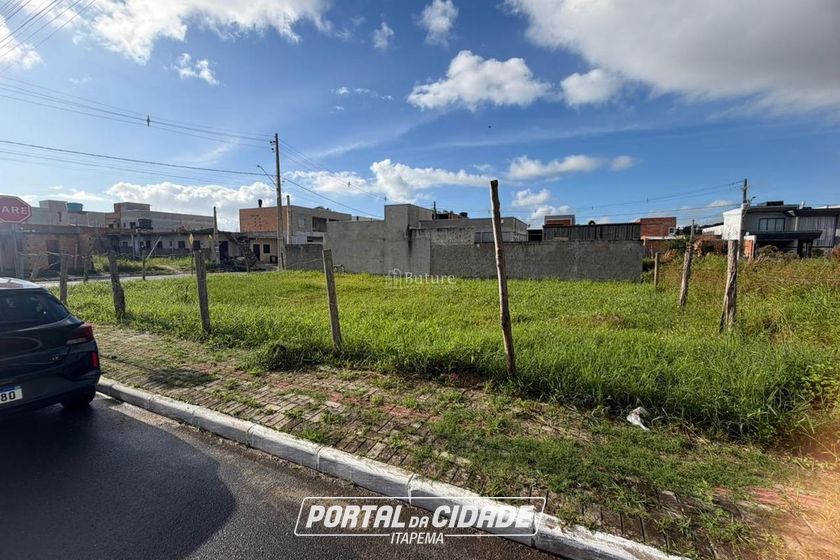 Terreno &agrave; venda - 300m&sup2; - Sert&atilde;o do Trombudo