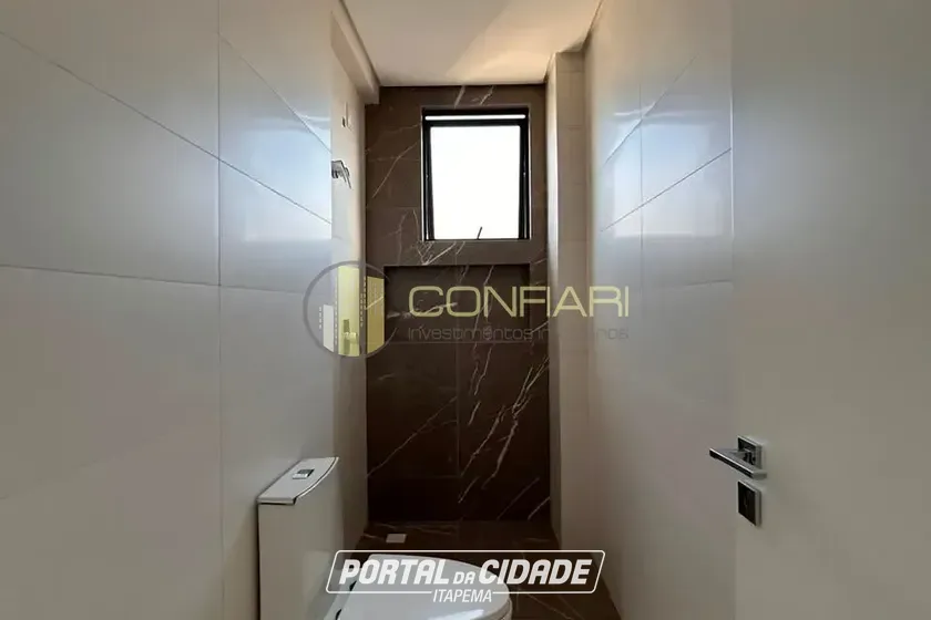 Apartamento &agrave; venda - 206m&sup2; - meia praia