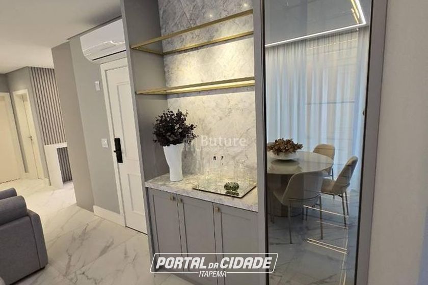 Apartamento &agrave; venda - 190m&sup2; - Centro