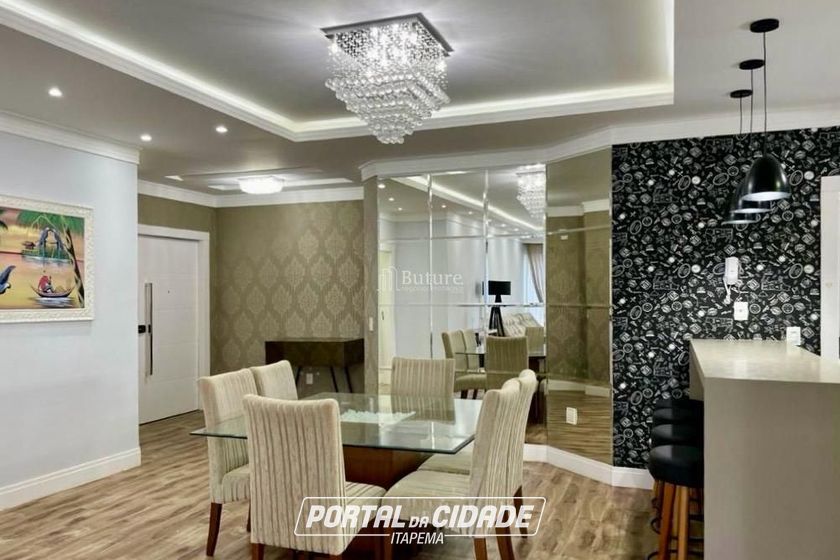 Apartamento &agrave; venda - 170m&sup2; - Meia Praia