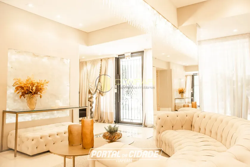 Apartamento &agrave; venda - 140m&sup2; - Meia Praia