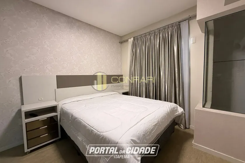 Apartamento &agrave; venda - 123m&sup2; - Meia Praia