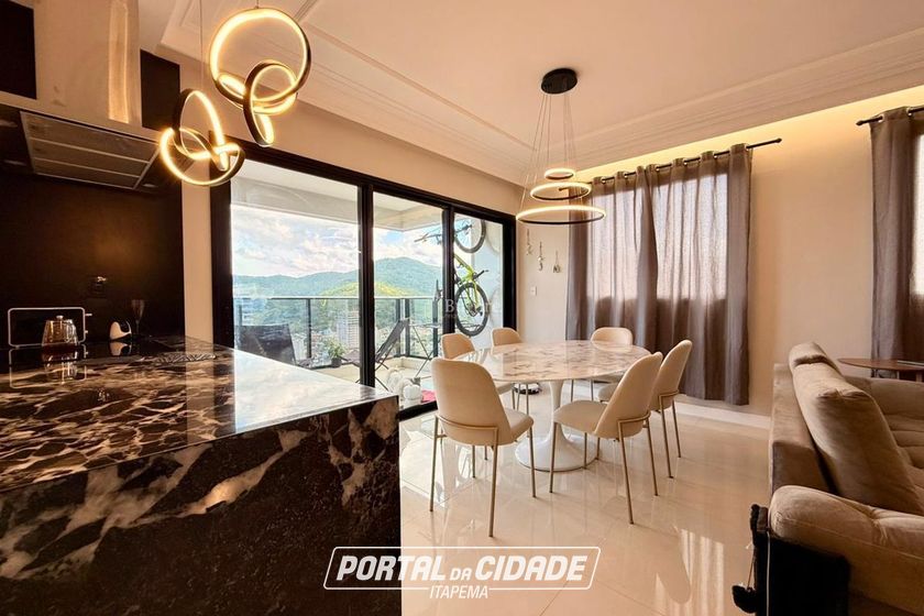 Apartamento &agrave; venda - 120m&sup2; - Centro