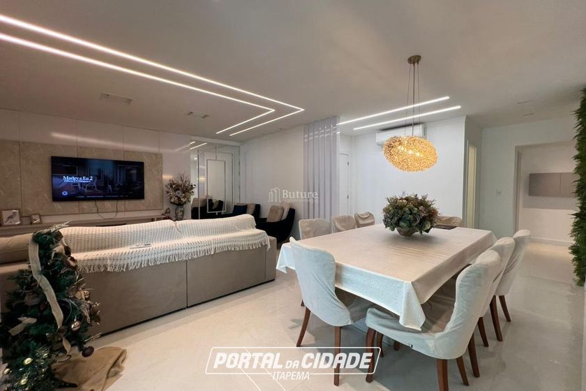 Apartamento &agrave; venda - 130m&sup2; - Meia Praia