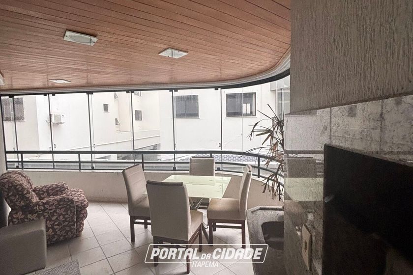 Apartamento &agrave; venda - Meia Praia