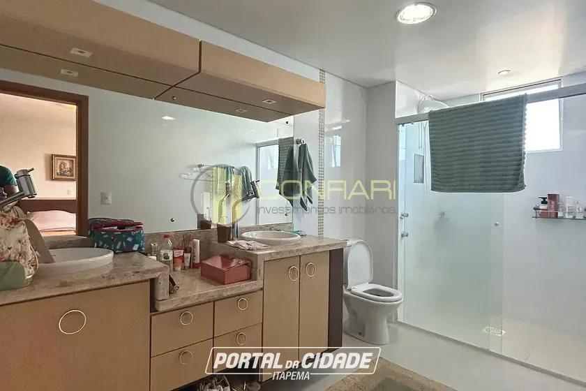 Apartamento para alugar - 212m&sup2; - meia praia