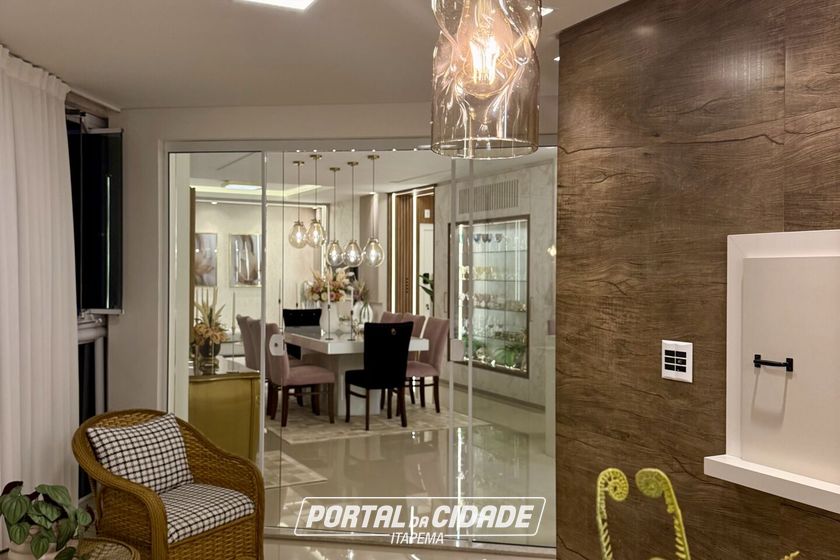 Apartamento &agrave; venda - 171m&sup2; - Meia Praia