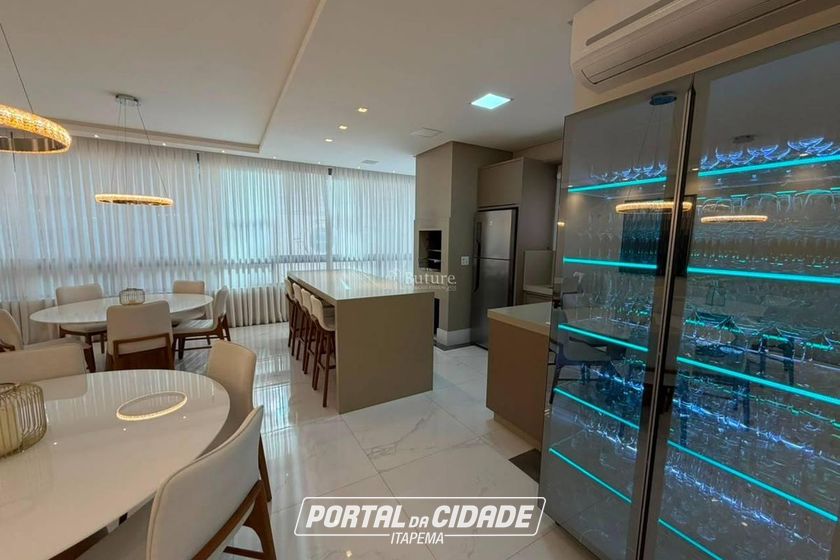 Apartamento &agrave; venda - Meia Praia