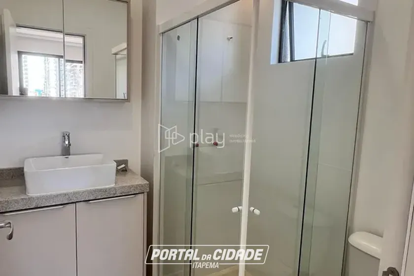 Apartamento &agrave; venda - 87m&sup2; - Meia Praia