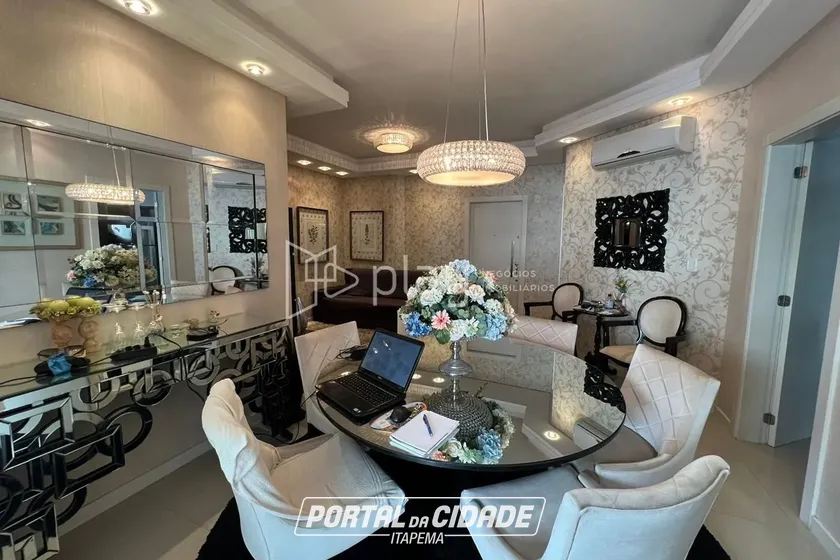 Apartamento &agrave; venda - 115m&sup2; - Meia Praia