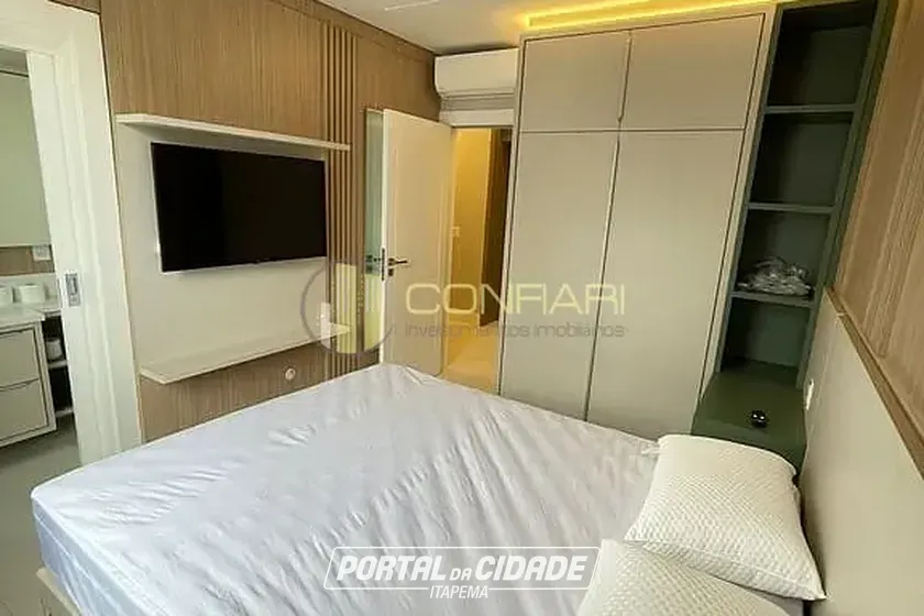 Apartamento para alugar - 163m&sup2; - Meia Praia