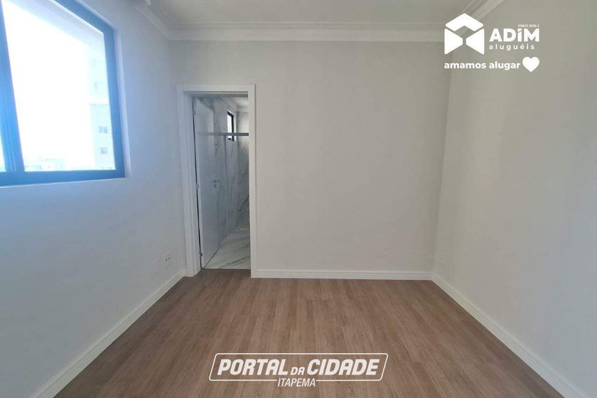 Apartamento para alugar - 110m&sup2; - Meia Praia