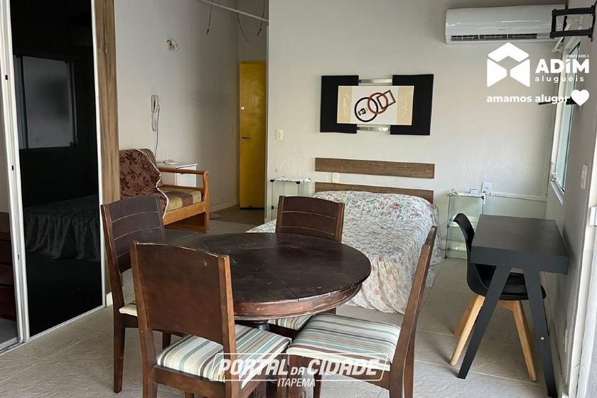 Apartamento para alugar - 160m&sup2; - Meia Praia