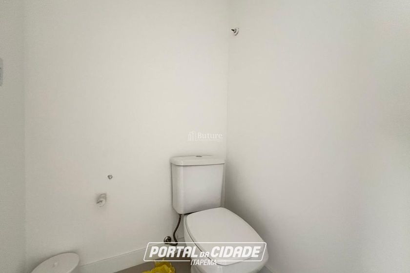 Apartamento &agrave; venda - 106m&sup2; - Meia Praia