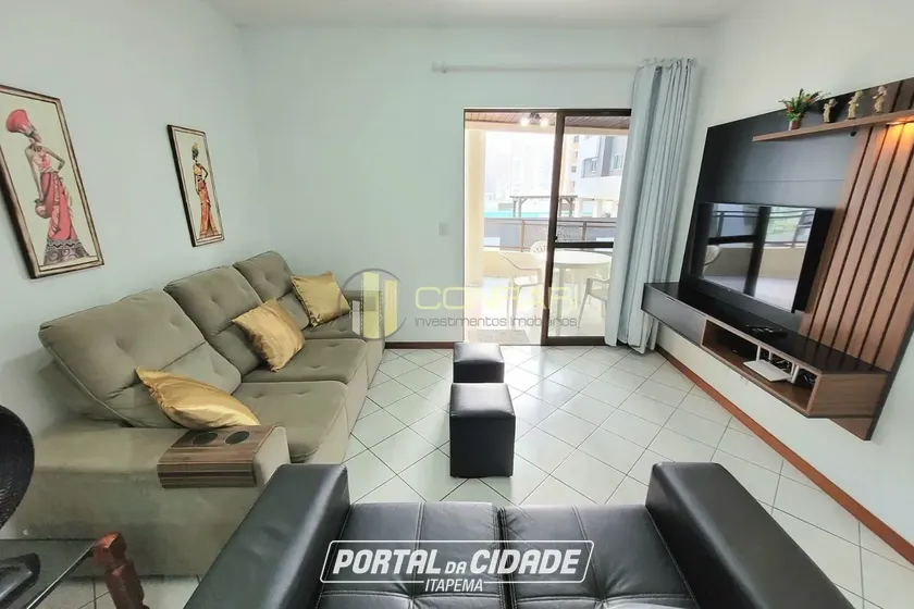 Apartamento &agrave; venda - 137m&sup2; - Meia Praia
