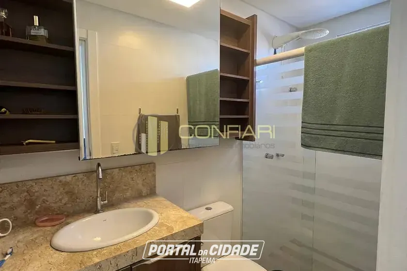 Apartamento para alugar - 80m&sup2; - Meia praia
