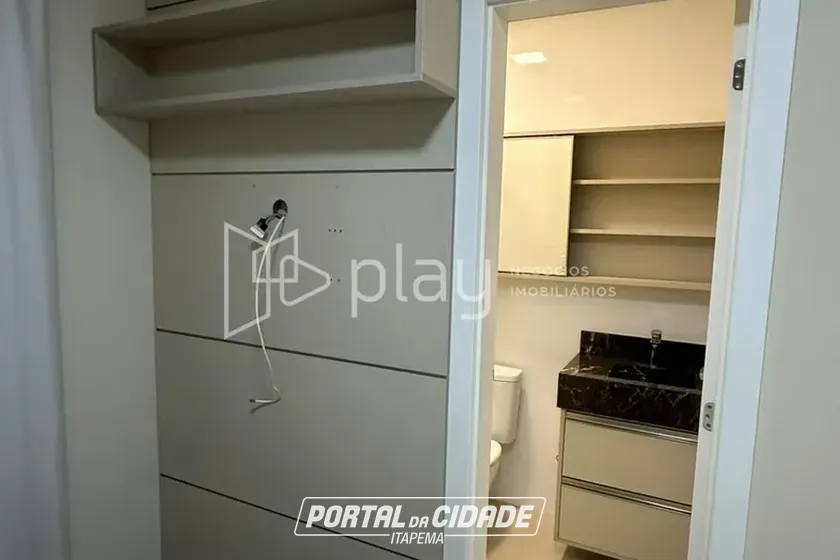 Apartamento &agrave; venda - 81m&sup2; - Meia Praia