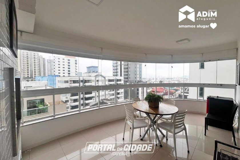Apartamento para alugar - 130m&sup2; - Centro