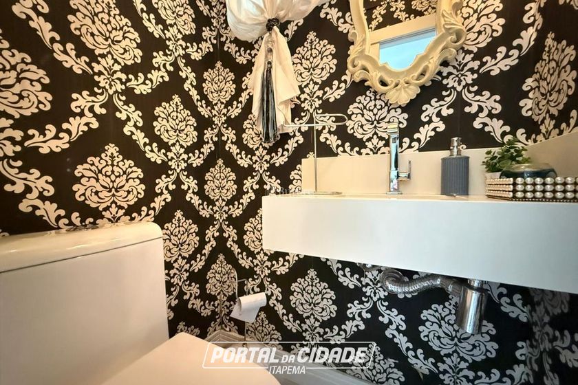 Apartamento &agrave; venda - 107m&sup2; - Meia Praia