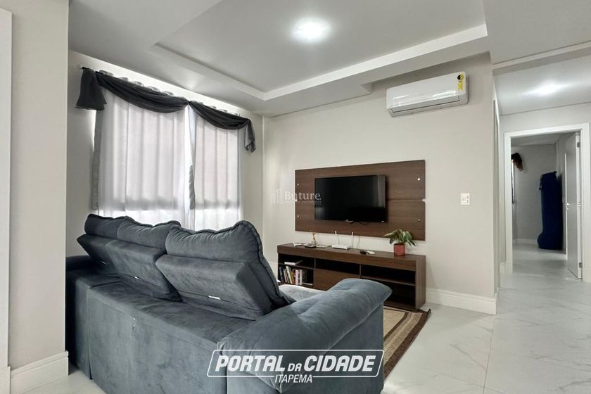 Apartamento &agrave; venda - 86m&sup2; - Meia Praia