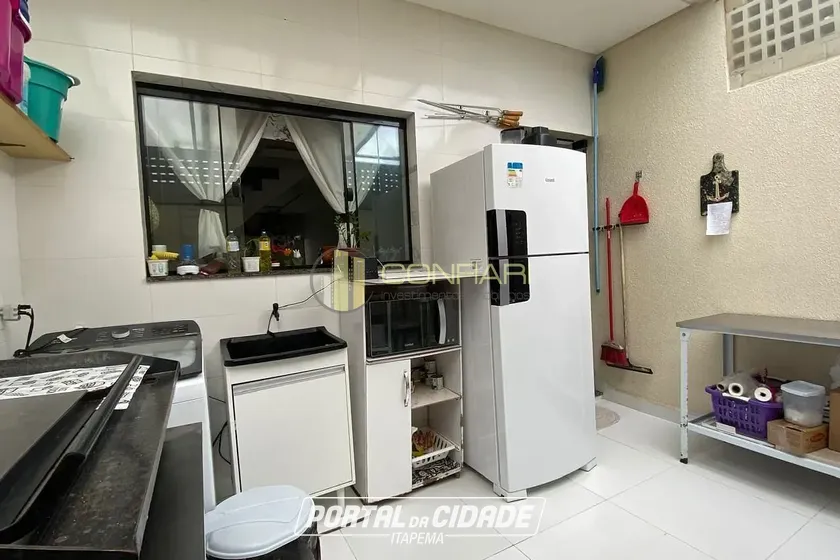 Sobrado &agrave; venda - 106m&sup2; - Pereque