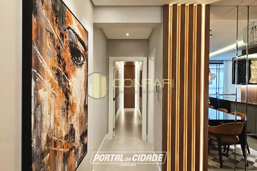 Apartamento &agrave; venda - 162m&sup2; - Meia Praia
