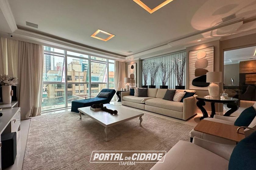 Apartamento &agrave; venda - 281m&sup2; - Meia Praia