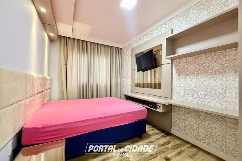 Apartamento &agrave; venda - 170m&sup2; - Meia Praia