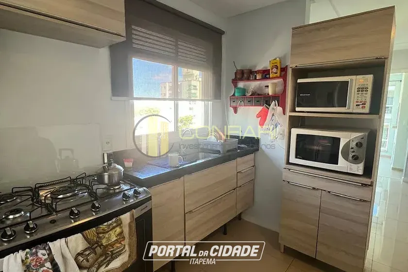 Apartamento para alugar - 80m&sup2; - Meia praia