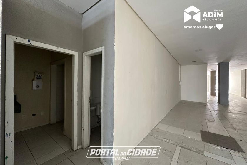 Sal&atilde;o Comercial para alugar - 209m&sup2; - Centro