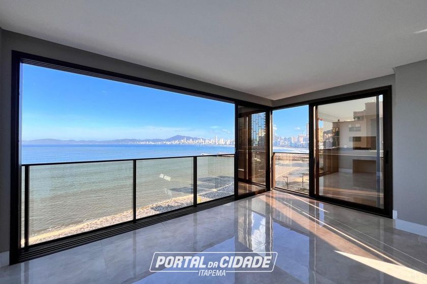 Apartamento &agrave; venda - 185m&sup2; - Centro