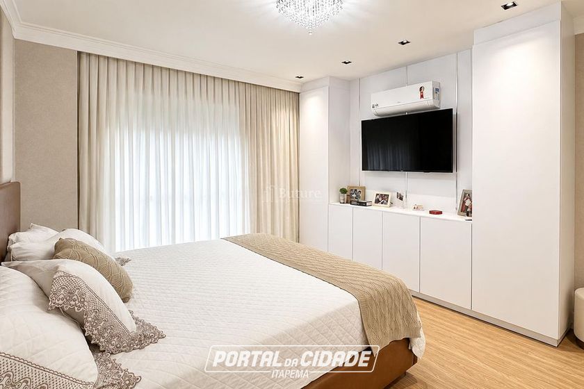 Apartamento &agrave; venda - 195m&sup2; - Meia Praia
