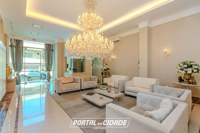 Apartamento &agrave; venda - 135m&sup2; - Meia Praia