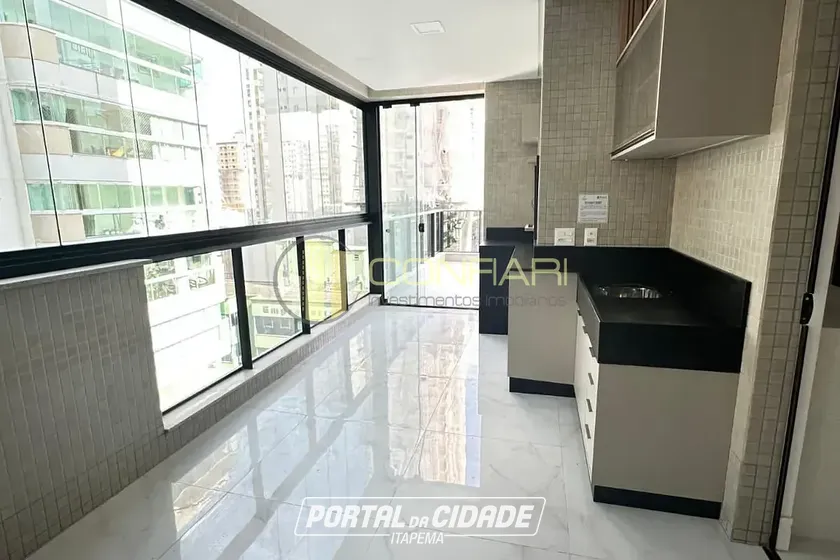 Apartamento &agrave; venda - 163m&sup2; - meia praia