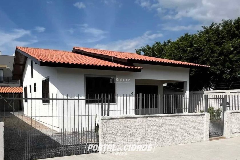 Casa &agrave; venda - 210m&sup2; - 