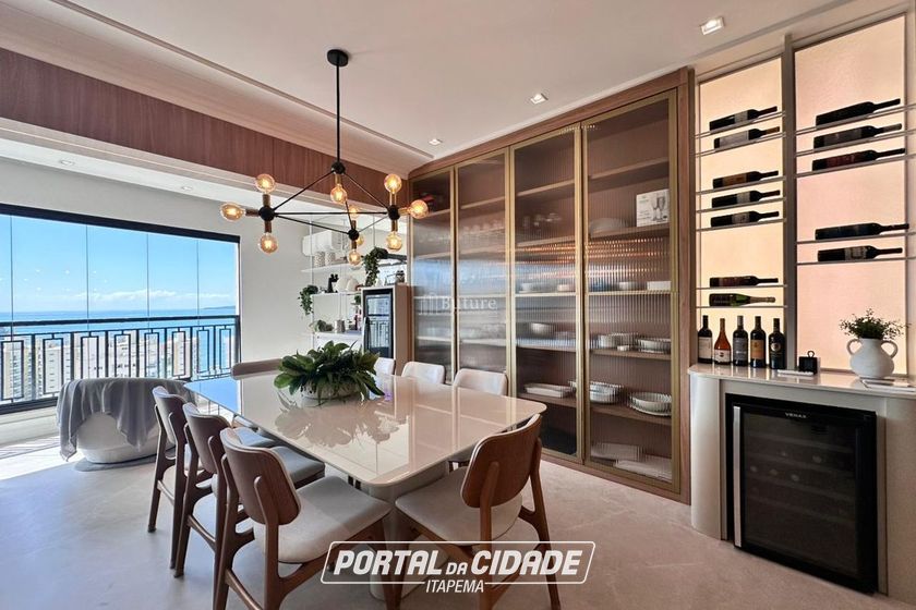 Apartamento &agrave; venda - 160m&sup2; - Centro