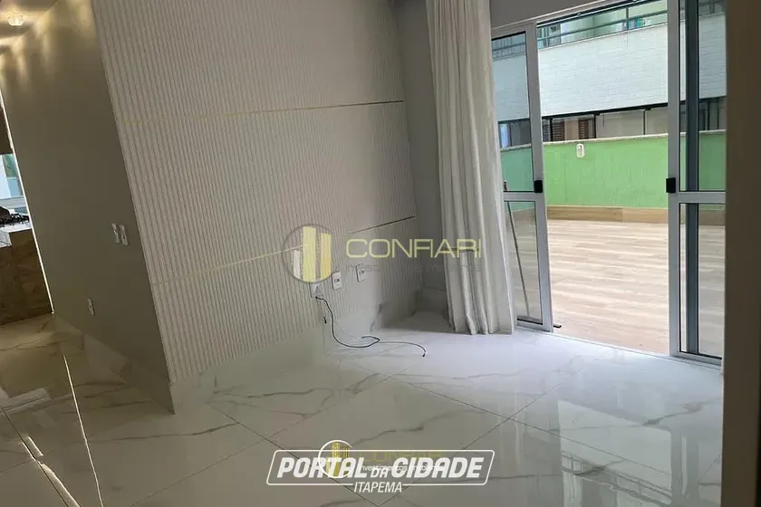 Apartamento &agrave; venda - 235m&sup2; - Meia Praia