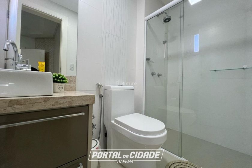 Apartamento &agrave; venda - 171m&sup2; - Meia Praia