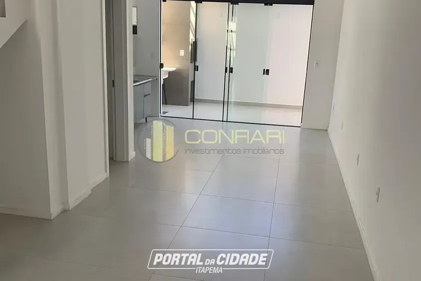 Sobrado para alugar - 80m&sup2; - Pereque