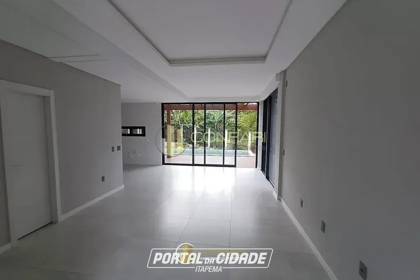 Sobrado &agrave; venda - 393m&sup2; - Taquaras