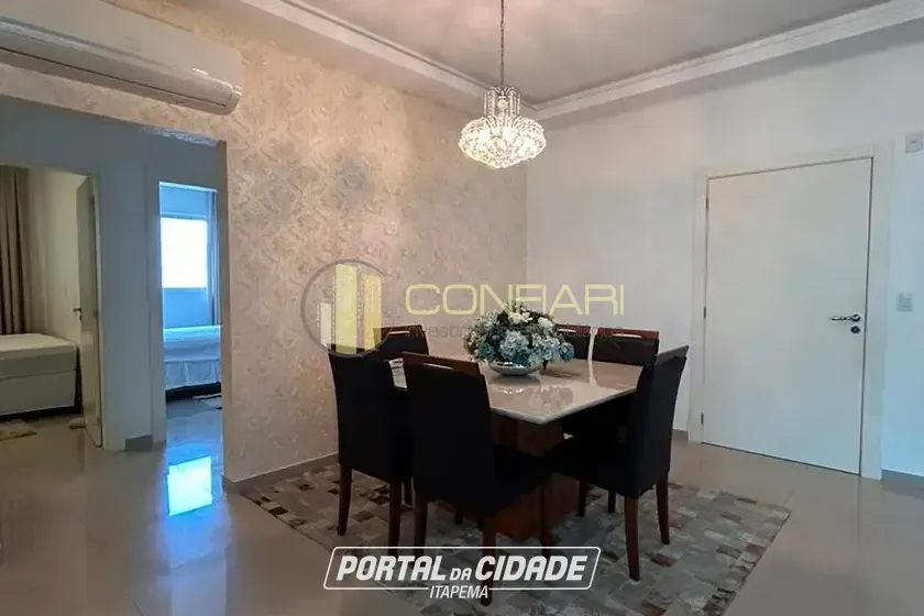 Apartamento &agrave; venda - 130m&sup2; - Meia Praia