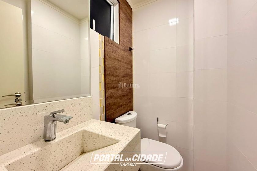 Apartamento &agrave; venda - 202m&sup2; - Meia Praia