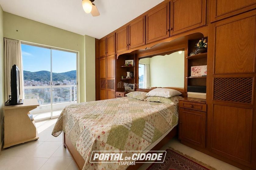 Apartamento &agrave; venda - 79m&sup2; - Centro